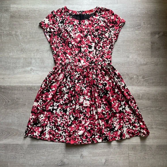Red Saks Fifth Avenue Dress size M